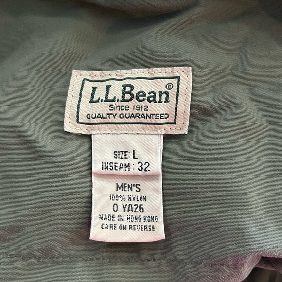 L.L. Bean Olive Belted Men’s Cargo Hiking Pants - Picture 9 of 9